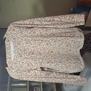 Croft and Barrow long sleeve top. Size PM . L19" W24"  sleeves " 22  Beautiful .